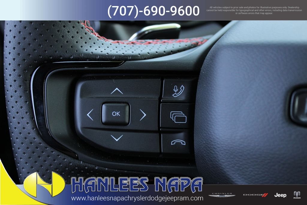 New 2025 Diamond Black Crystal Pearlcoat Dodge R/T image 24