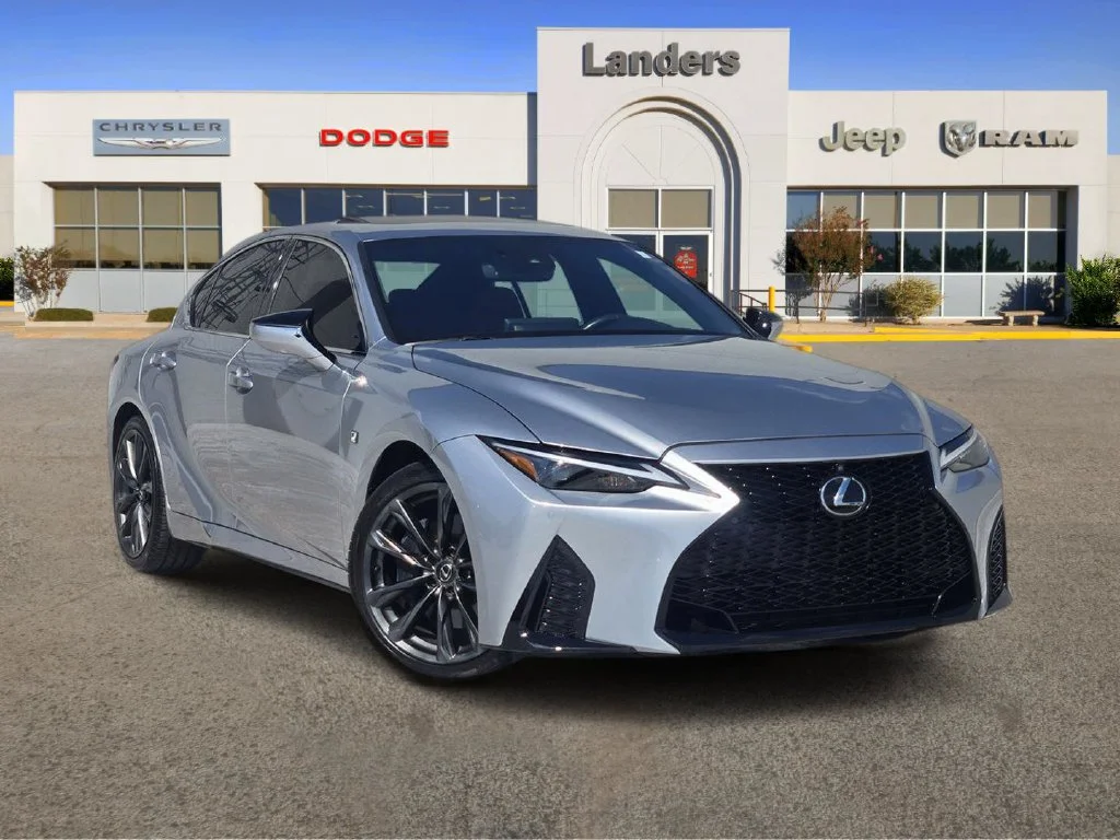 2023 Lexus IS