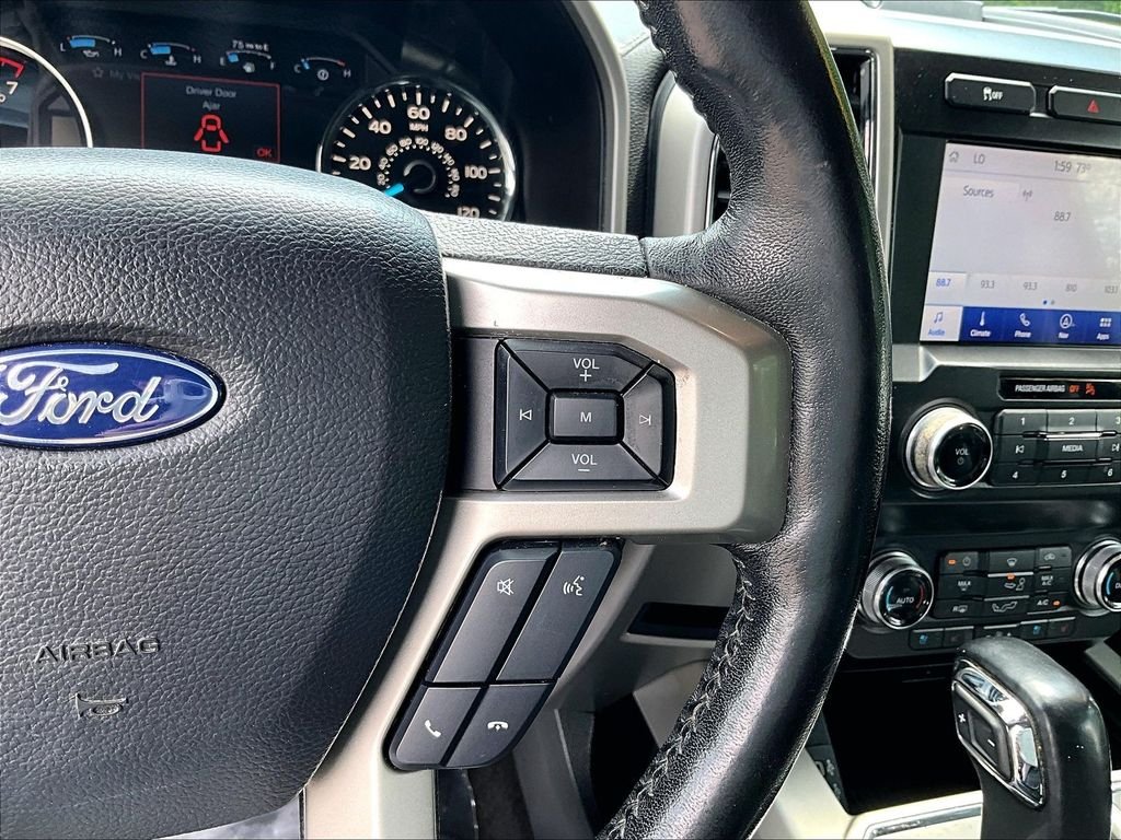 Used 2020 Black Metallic Ford Lariat image 24