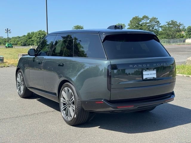 Certified Used 2026 Green Land Rover SE image 3