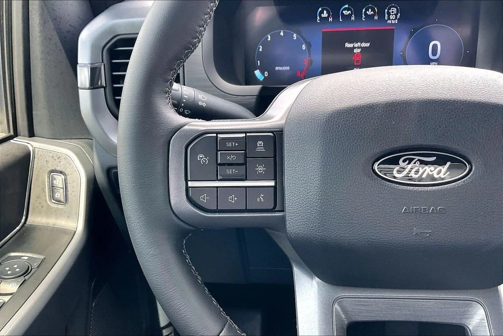 Used 2026 Gray Ford XLT image 10