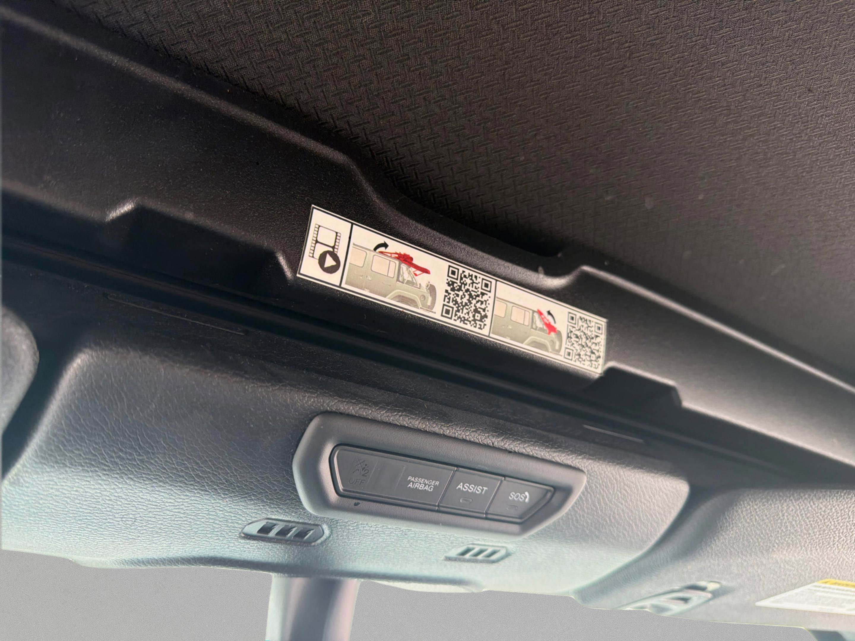 Used 2023 Sting Gray Clearcoat Jeep Sahara image 30