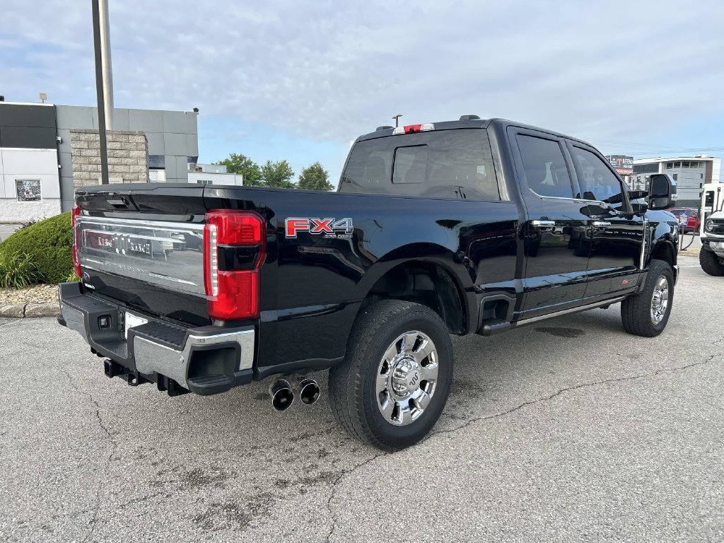 Certified Used 2024 Agate Black Metallic Ford King Ranch image 4