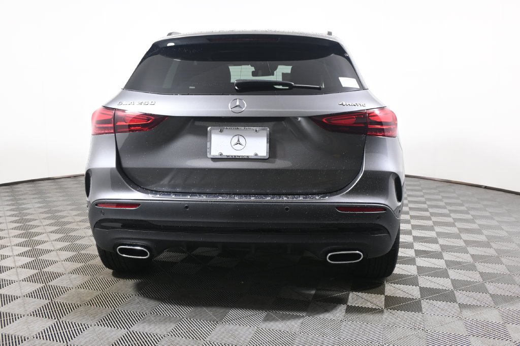 Used 2026 Mountain Grey Metallic Mercedes-Benz GLA 250 image 6