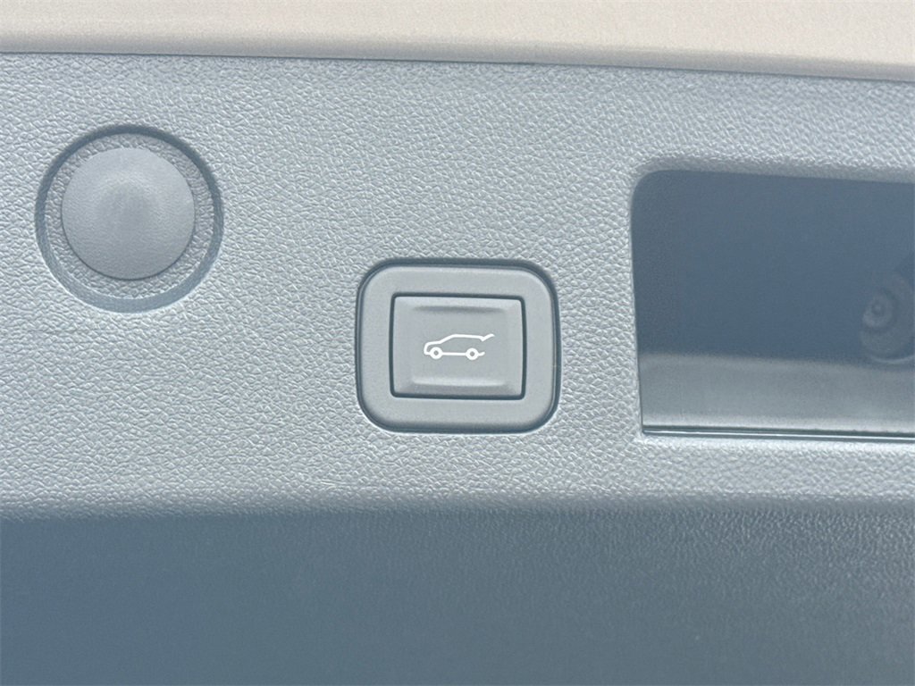 2026 GMC TERRAIN - Image 33