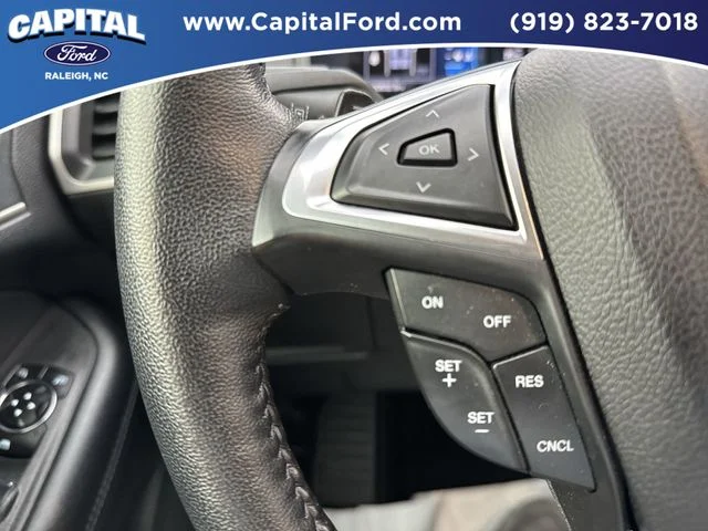 Used 2023 White Ford SEL image 24