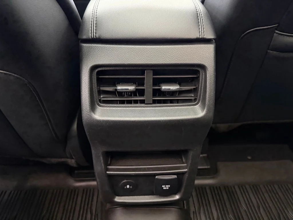 Used 2024 Black Ford SEL image 39