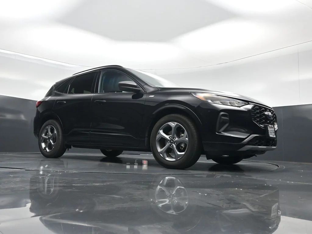 Used 2024 Black Ford ST-Line image 3