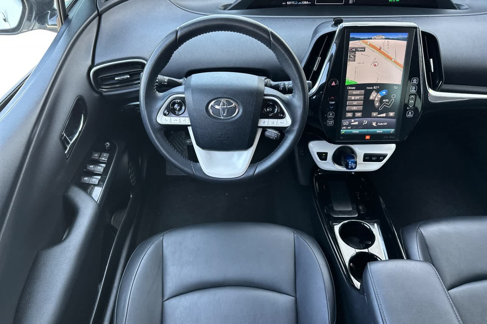 Certified Used 2018 Blizzard Pearl Toyota Advanced image 14