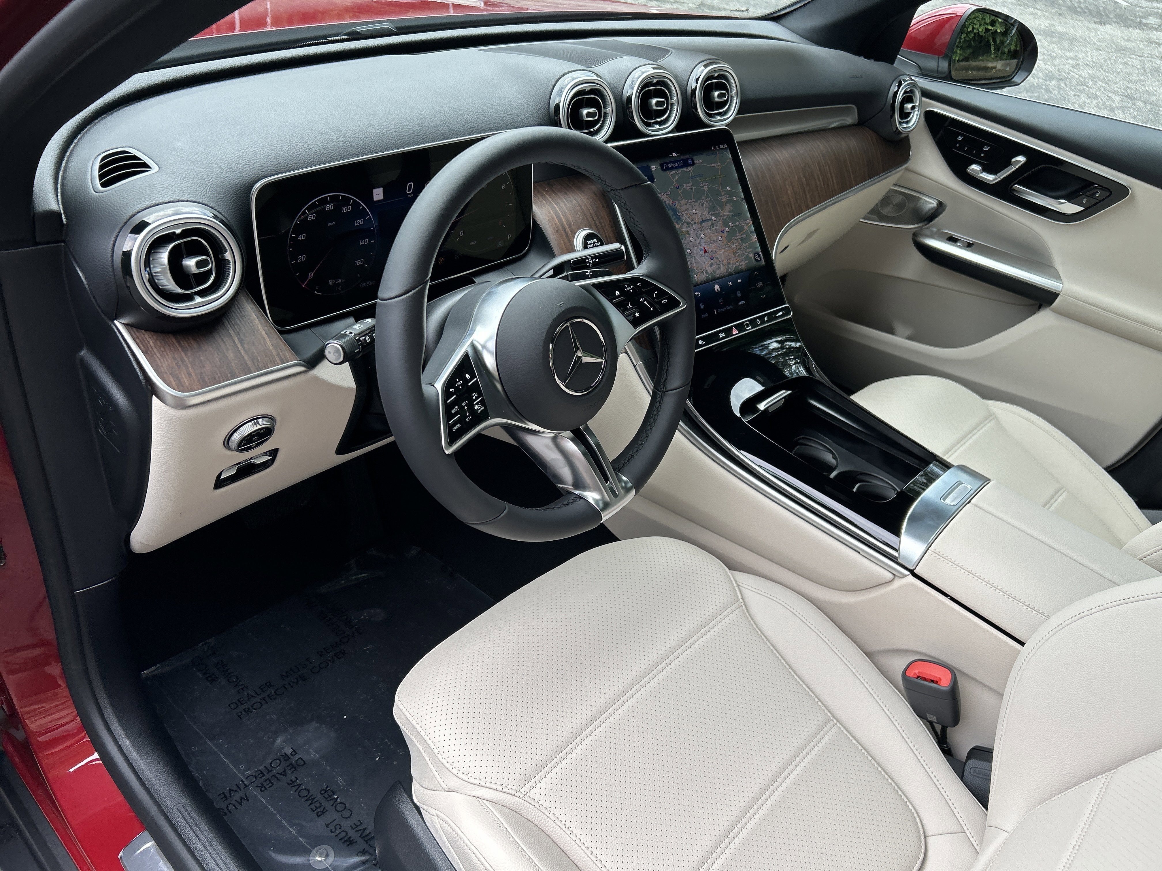 New 2026 MANUFAKTUR Patagonia Red Metallic Mercedes-Benz GLC 300 4MATIC® SUV image 19