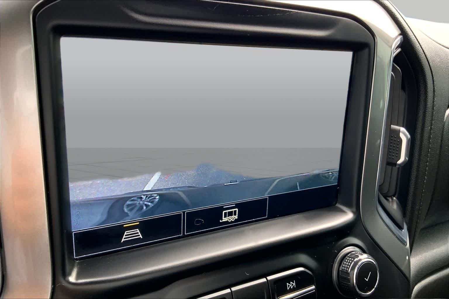 Used 2021 Shadow Gray Metallic Chevrolet LT image 27