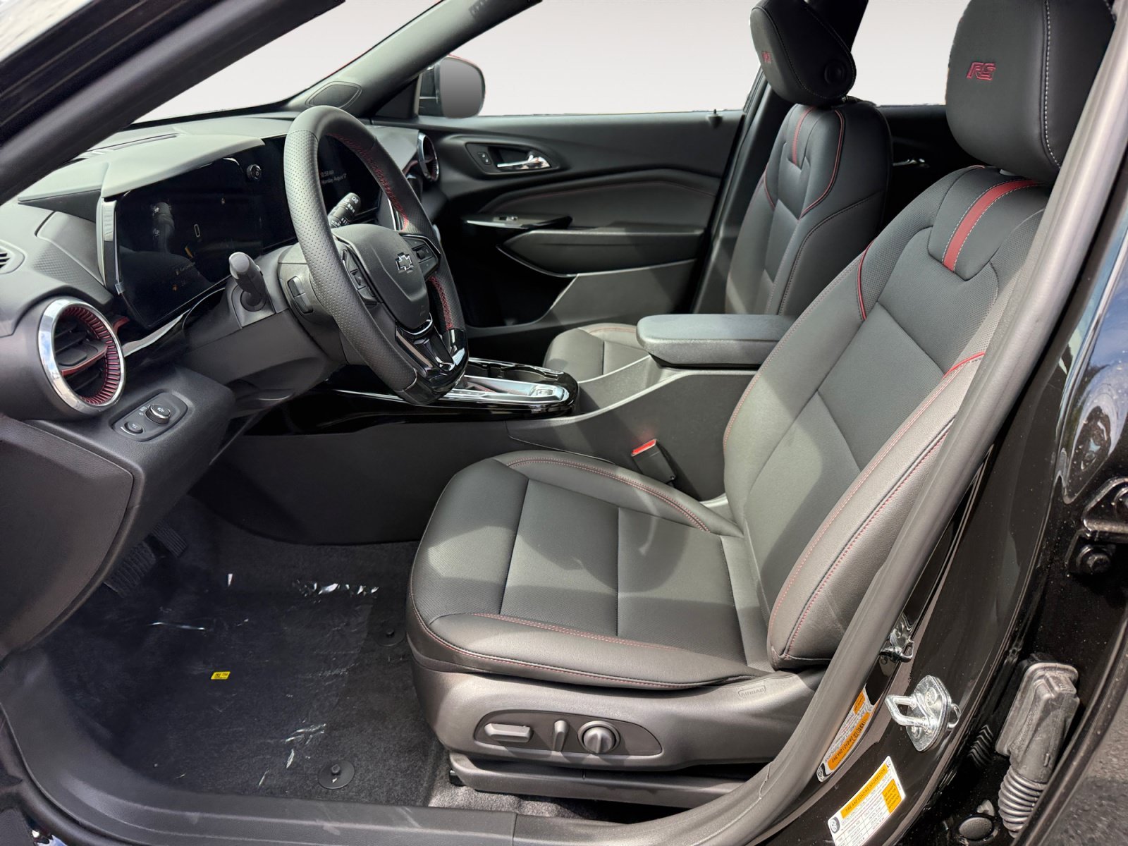 2026 Chevrolet Trax RS - Photo 10