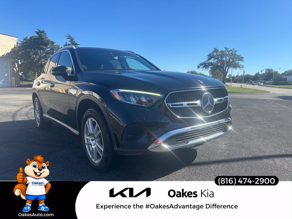 2023 Mercedes-Benz GLC