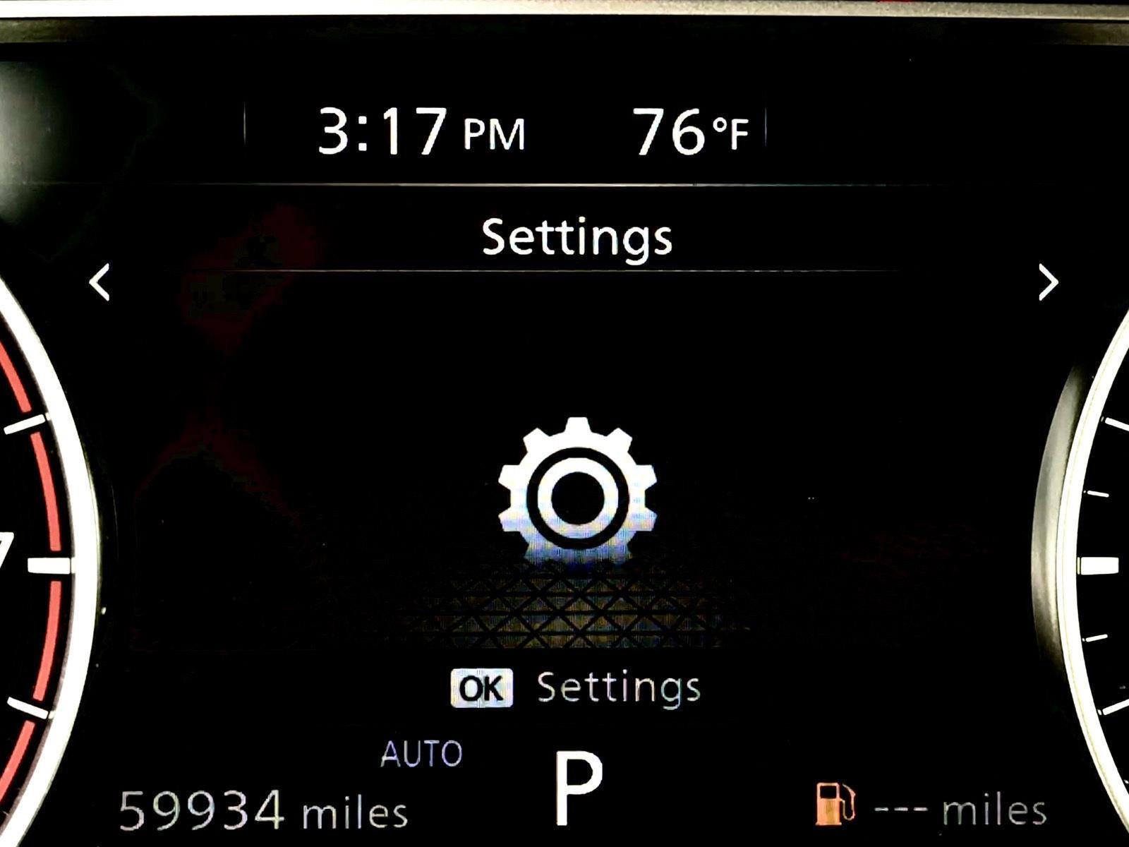 Used 2021 Brilliant Silver Metallic Nissan SL image 20