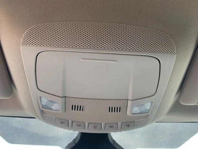 Used 2024 Gray Ford SE image 33