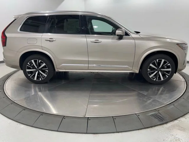 2026 Volvo XC90 Core - Photo 6