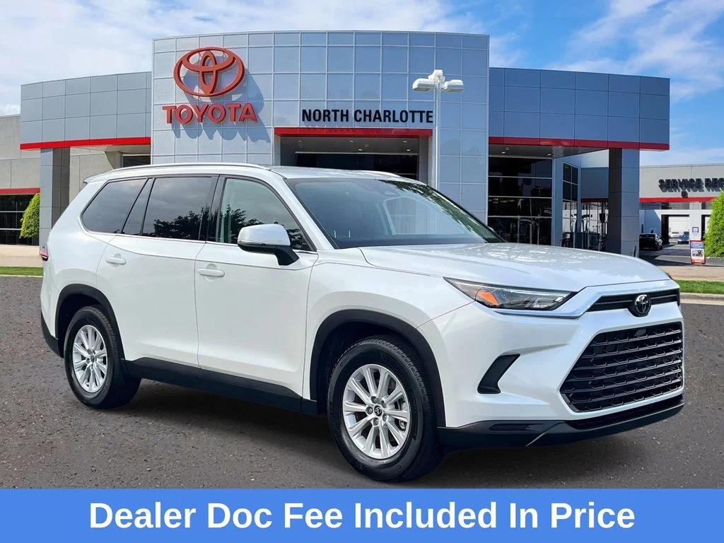 Used 2025 Beige Toyota XLE image 1