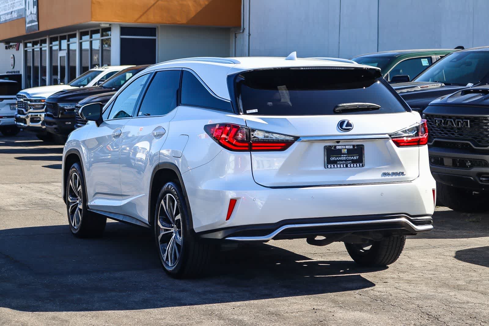 Used 2020 Eminent White Pearl Lexus  image 6