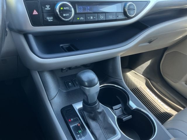 Used 2017 Black Toyota Limited image 22