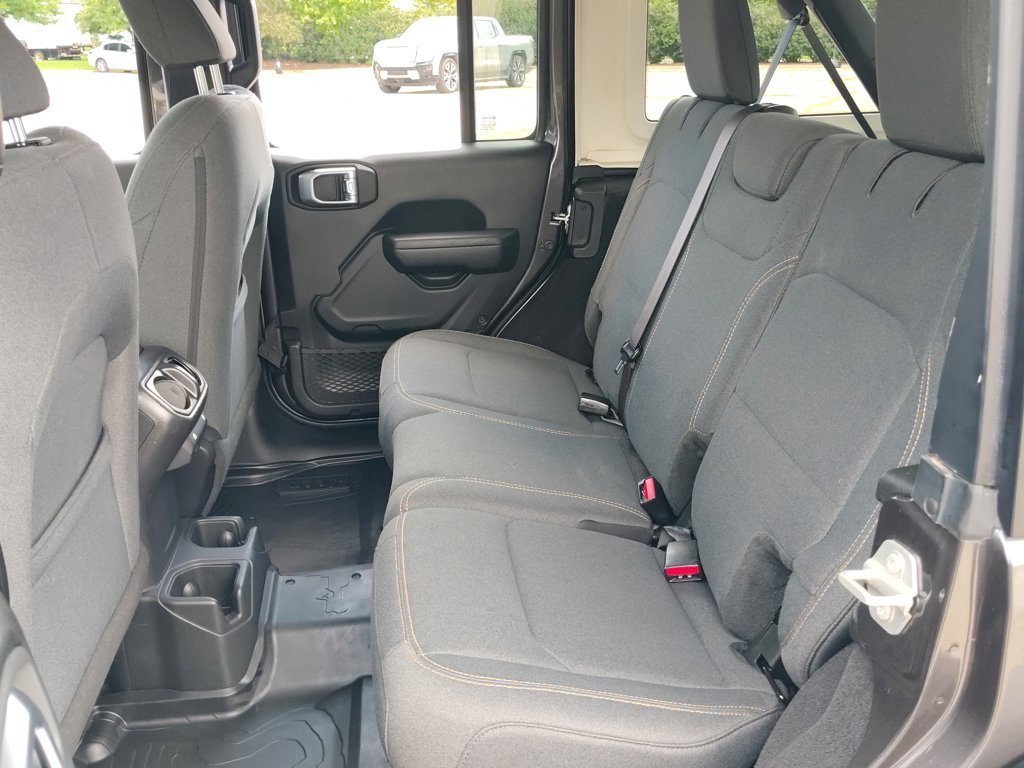 2025 Jeep Wrangler 4-Door Willys - Photo 38