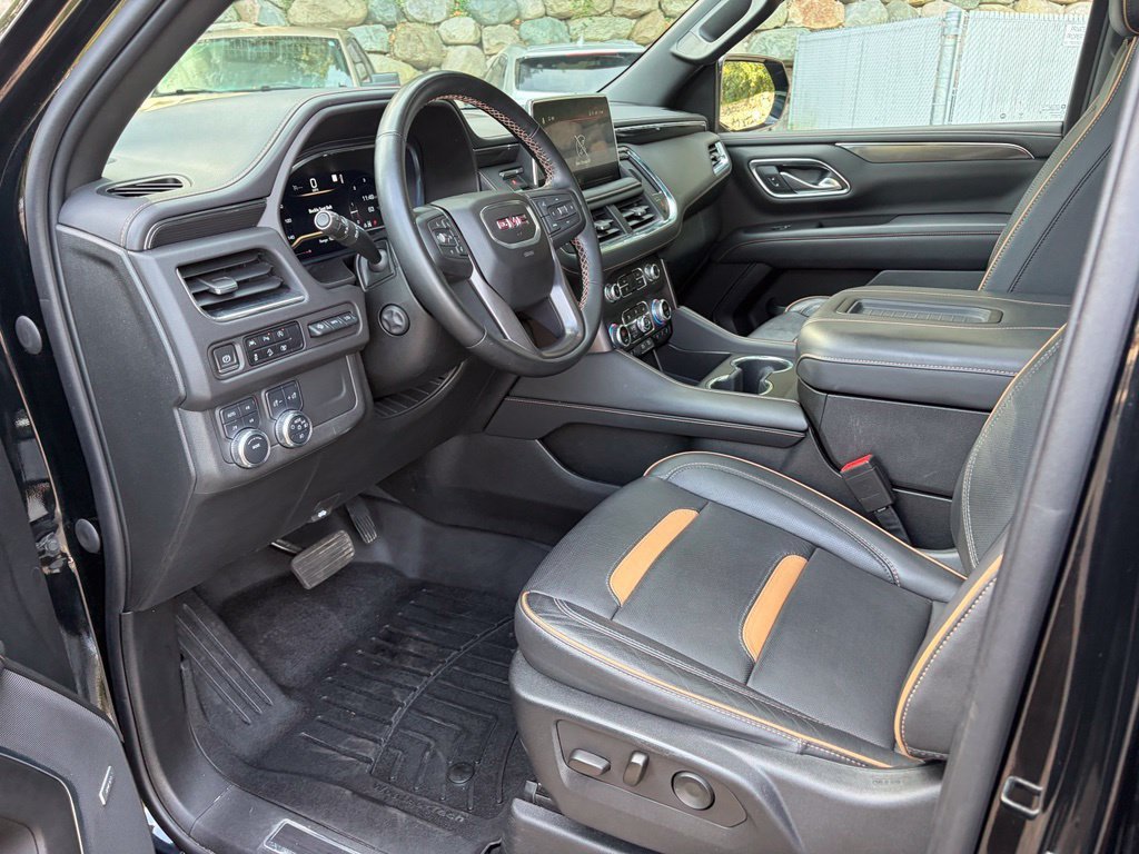 2023 GMC Yukon XL AT4 - Photo 10