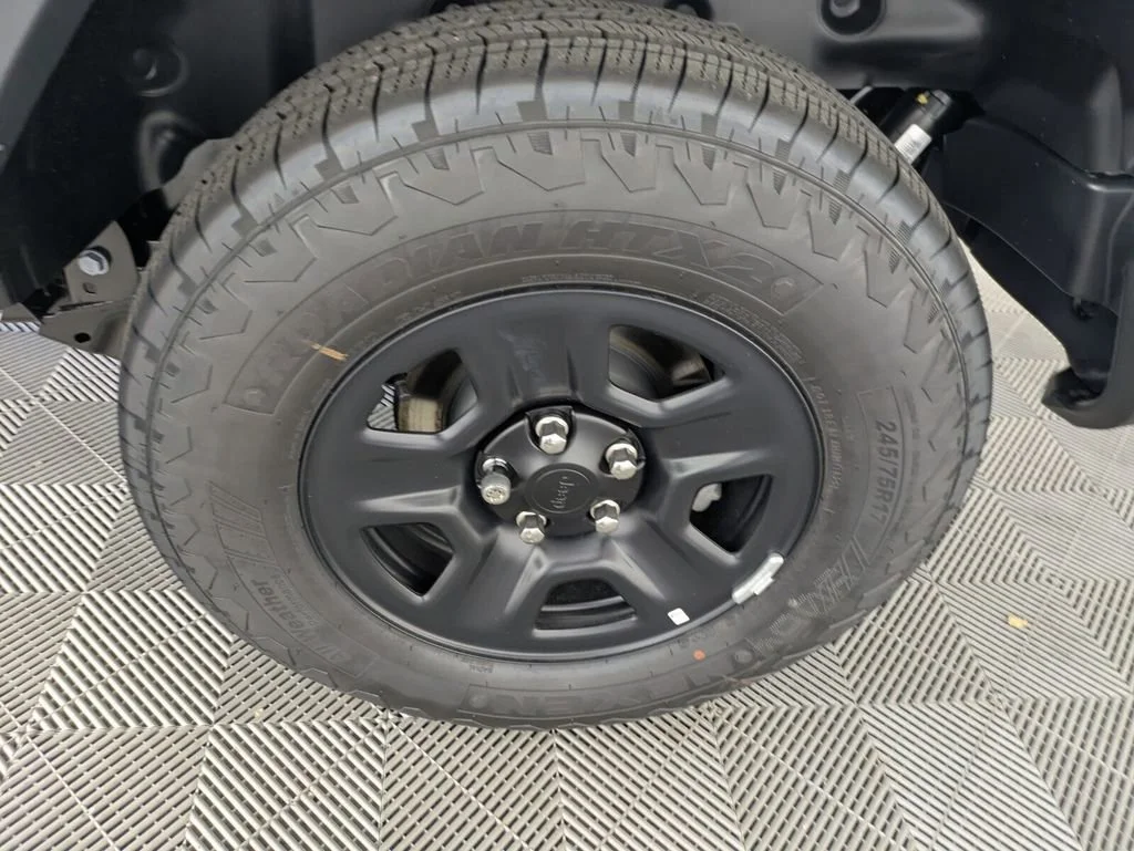 New 2026 Bright White Clear-Coat Exterior Paint Jeep Sport image 14