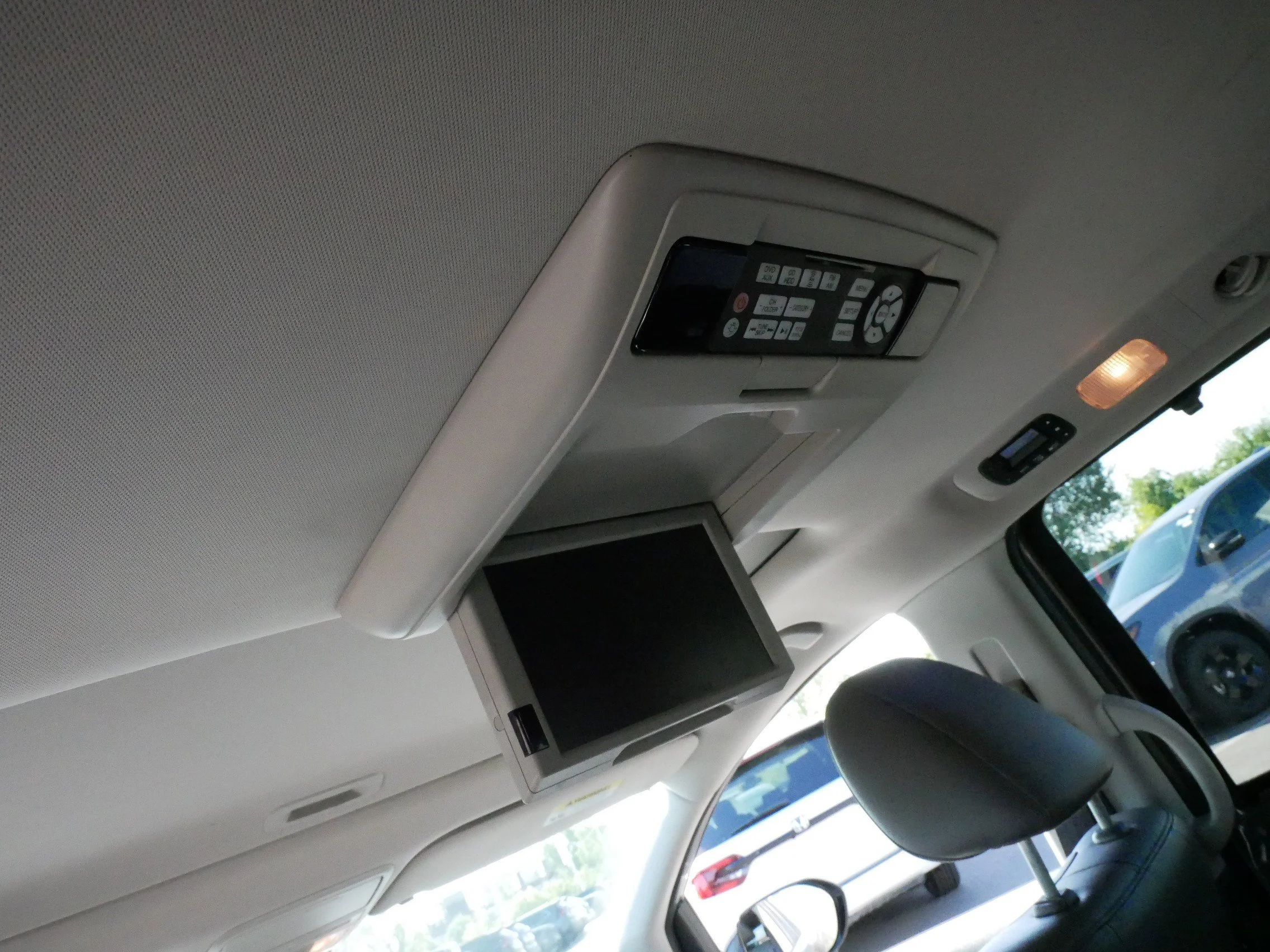 Used 2016 Smoky Topaz Metallic Honda Touring image 30