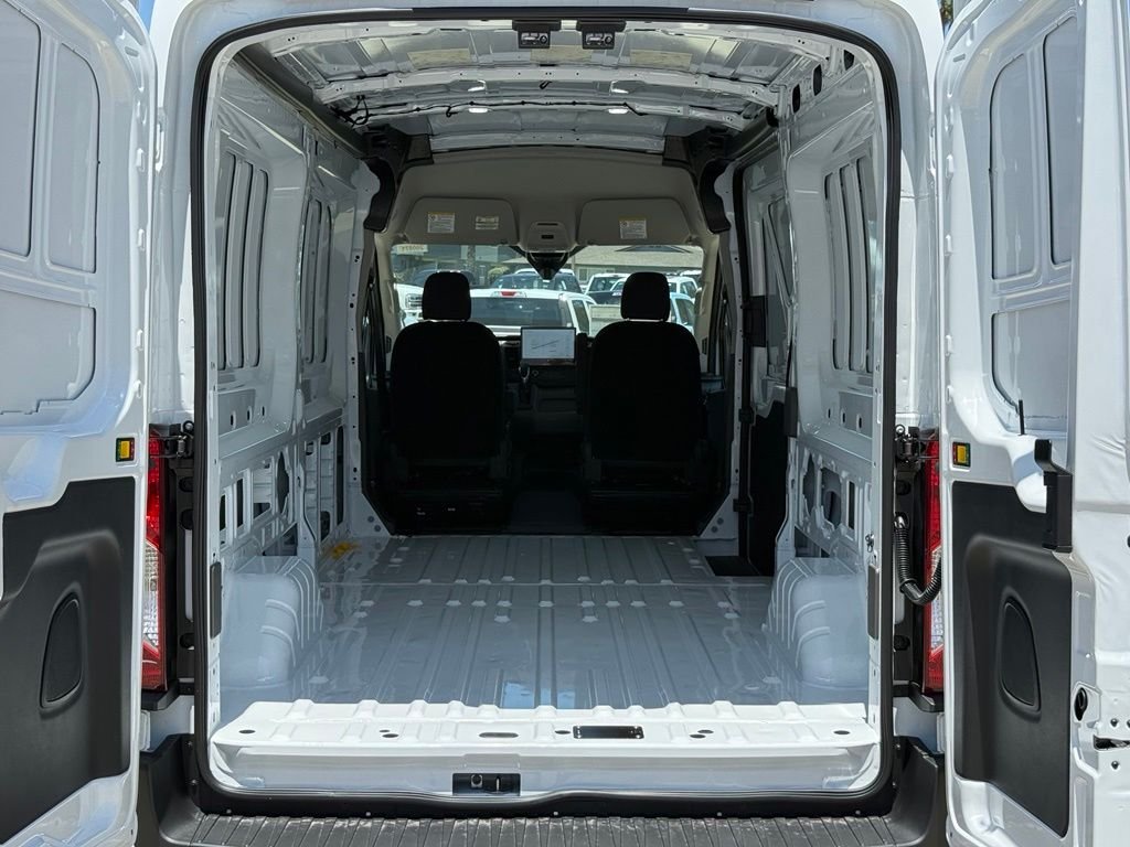 New 2026 Oxford White Ford Cargo Van image 14