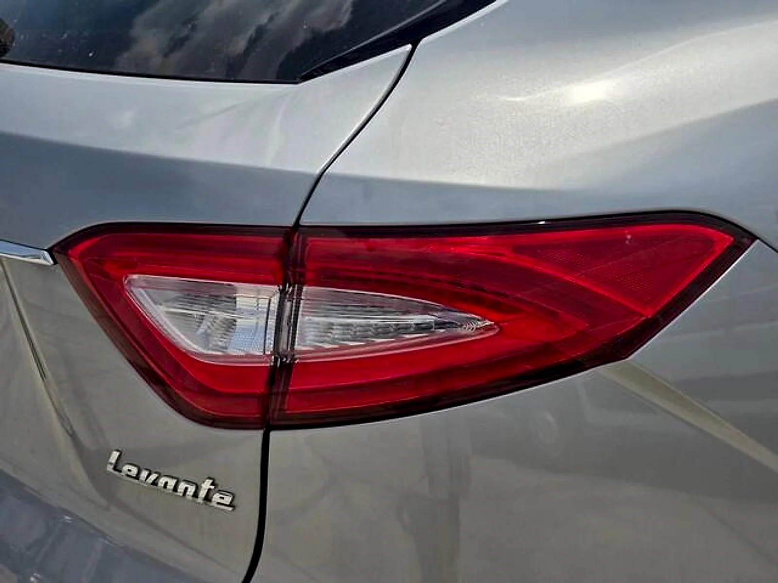 Used 2017  Maserati S image 9