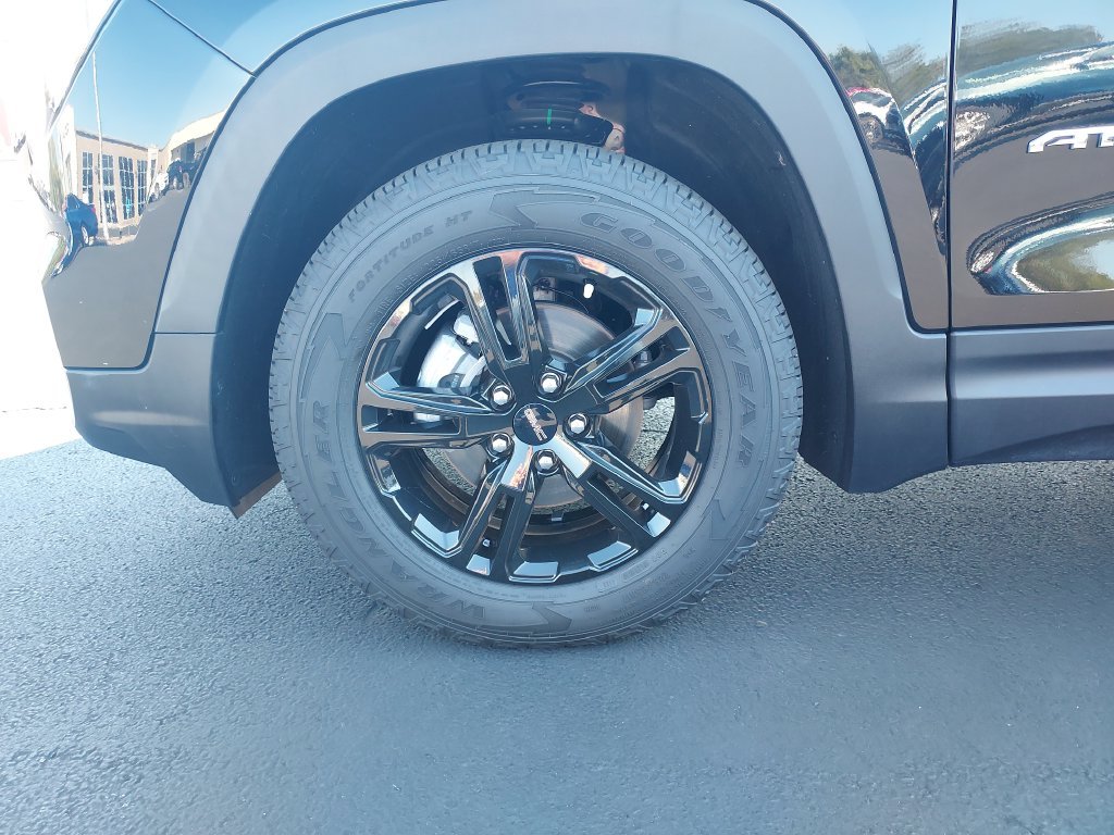 Used 2024 Black GMC AT4 image 10