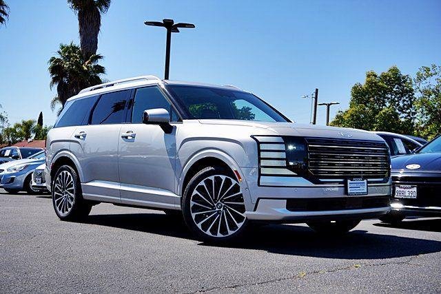 New 2026 Silver Hyundai Calligraphy AWD image 2