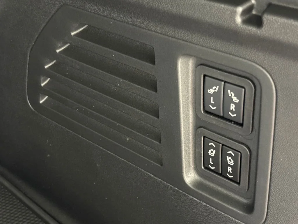 2026 Chevrolet Traverse High Country - Photo 29