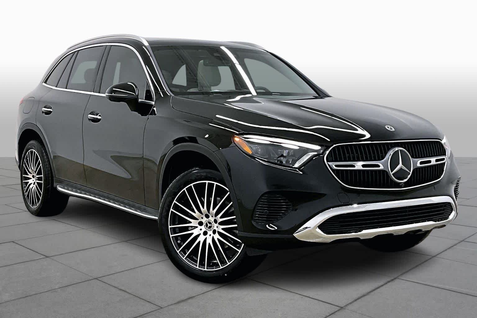 New 2026 Obsidian Black Metallic Mercedes-Benz GLC 300 image 2