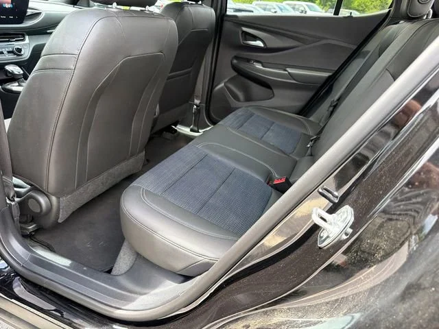 Used 2025 Ebony Twilight Metallic Buick Preferred image 20