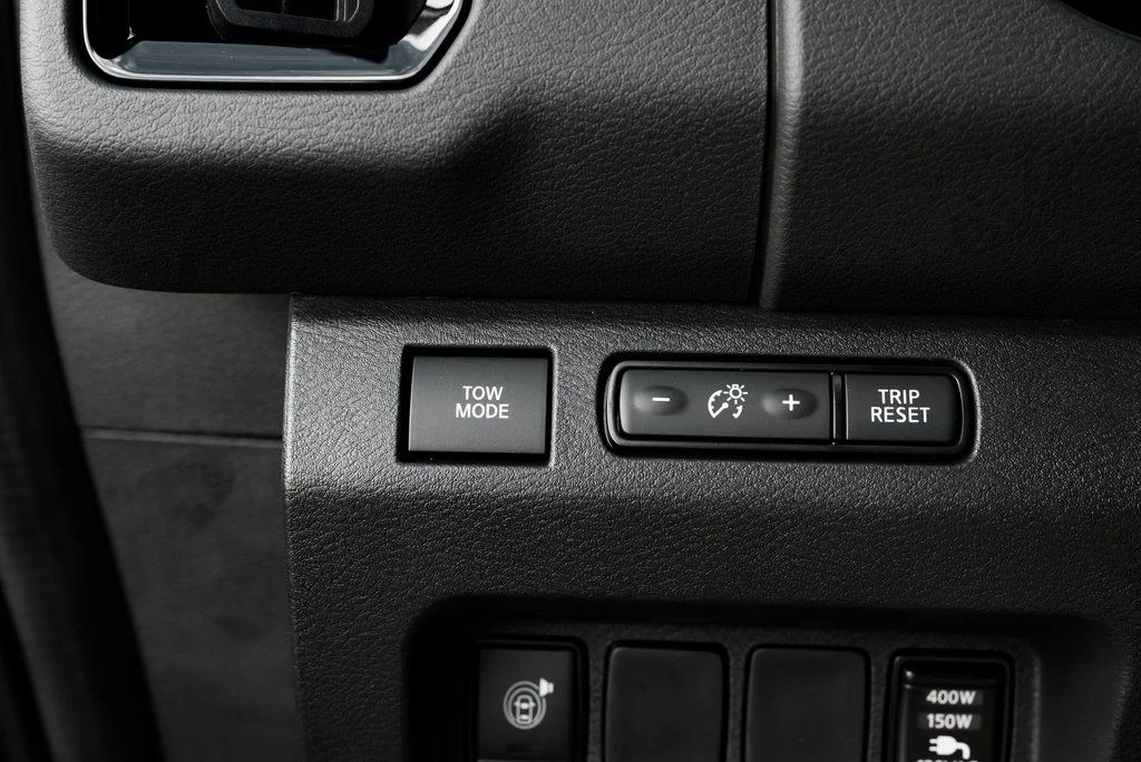 New 2026 Boulder Gray Pearl Nissan Crew Cab PRO-4X® image 23