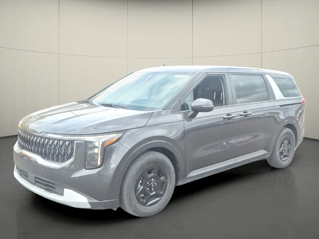 Used 2025 Gray Kia LXS image 3