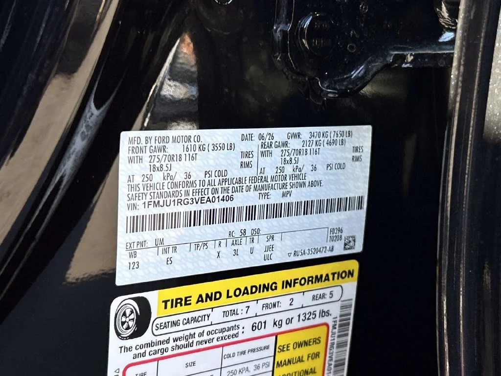 Used 2027 Black Metallic Ford Tremor image 10