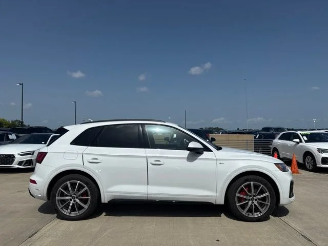 Used 2024 Glacier White Audi S line Premium Plus image 2