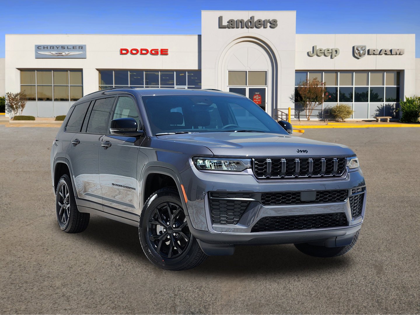 2026 Jeep Grand Cherokee L Laredo Altitude 4x4's photo