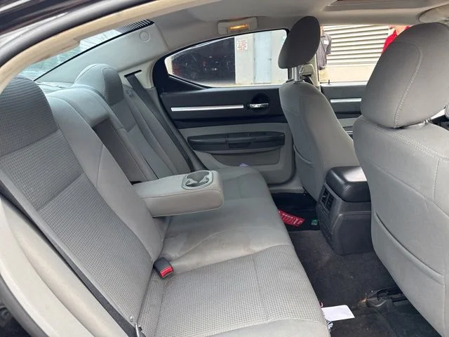 Used 2010 Black Dodge SXT image 18
