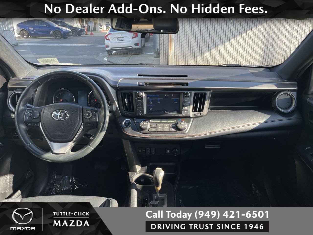 Used 2016 MAGNETIC GRAY MET Toyota SE image 12