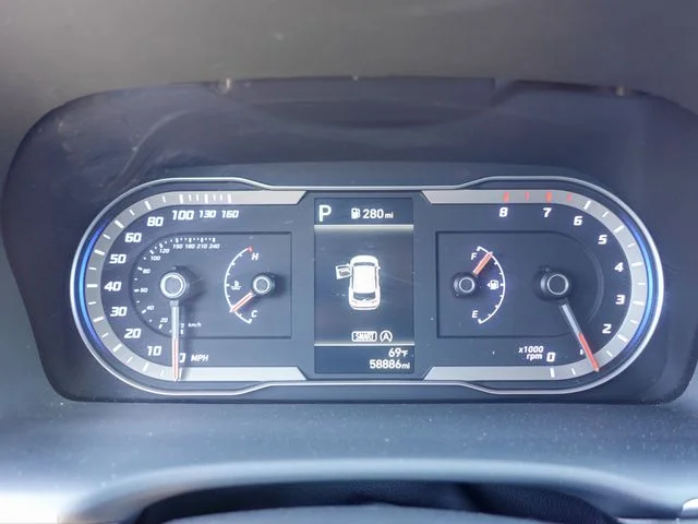 Used 2024 White Hyundai SEL image 15