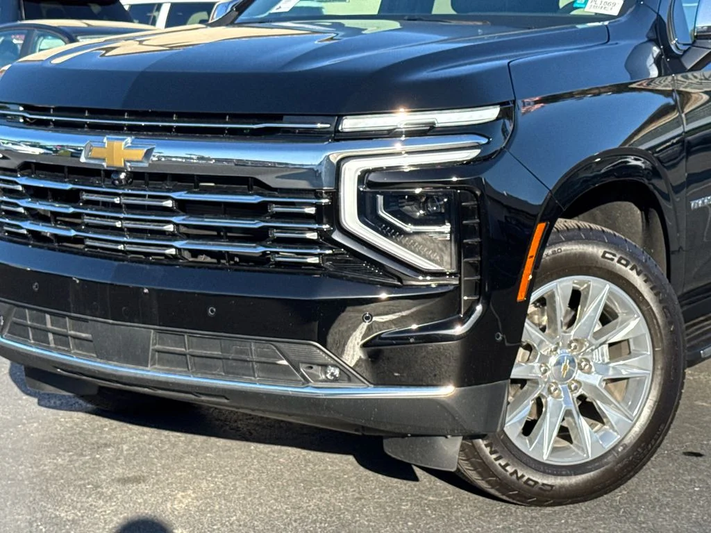 Used 2025 Black Chevrolet Premier image 3