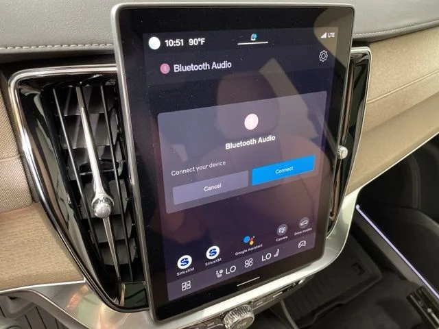2025 Volvo XC90 Core - Photo 26