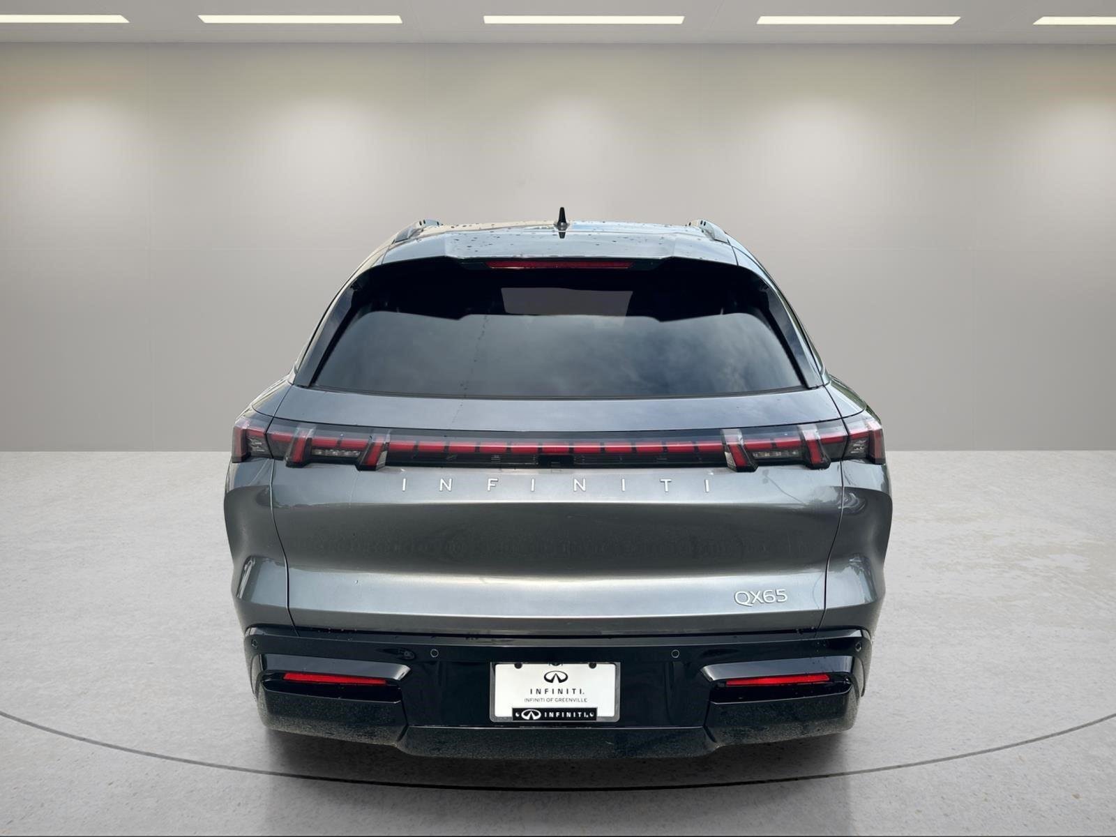 New 2027 GRAPHITE SHADOW INFINITI Luxe AWD image 4