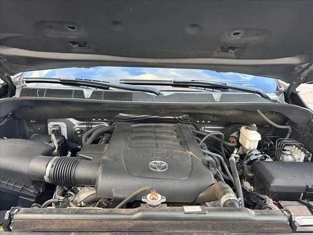 Used 2020 Gray Toyota SR5 image 33