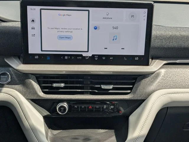 New 2026 Space White Metallic Ford Platinum™ image 18