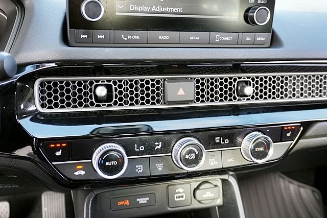 Used 2024  Honda EX image 36
