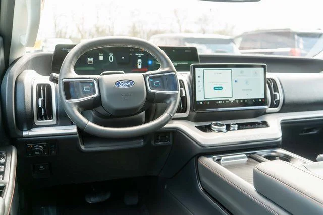 Used 2025 White Ford Active image 14