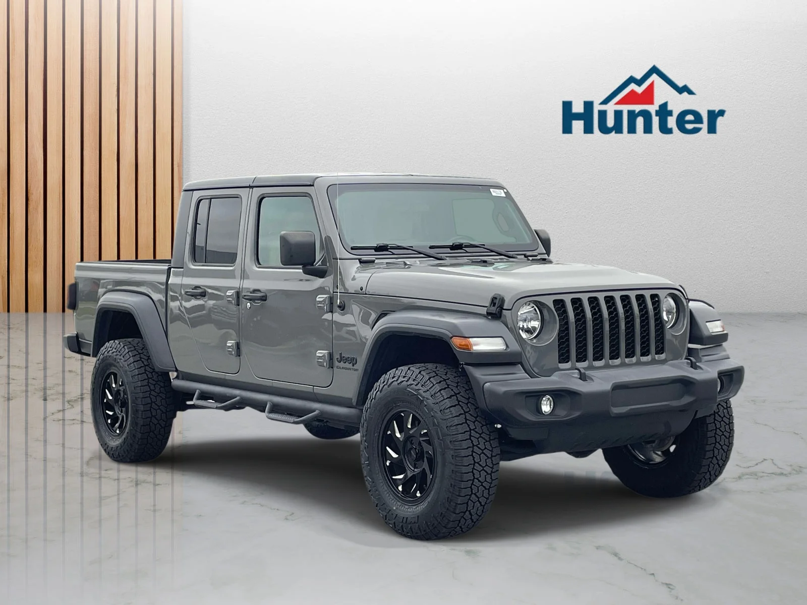 Used 2020 Sting-Gray Clearcoat Jeep Sport S image 1